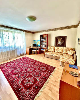Дом 250м², 3-этажный, участок 10 сот.  