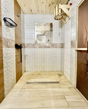 Дом 30м&sup2;, 2-этажный, участок 6 сот.  