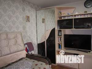 Дом 61м&sup2;, 2-этажный, участок 7 сот.  