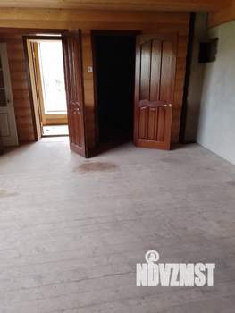 Дом 243м², 2-этажный, участок 6 сот.  