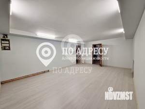 Дом 466м², 3-этажный, участок 8 сот.  