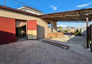 Дом 170м², 2-этажный, участок 9 сот.  