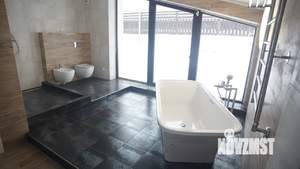 Коттедж 390м², 2-этажный, участок 20 сот.  