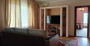 Дом 289м&sup2;, 2-этажный, участок 15 сот.  