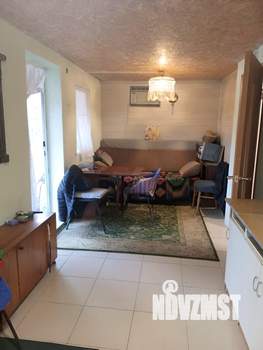 Дом 40м&sup2;, 2-этажный, участок 5 сот.  