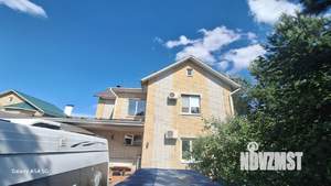 Дом 256м&sup2;, 2-этажный, участок 8 сот.  