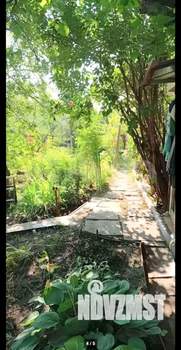 Дом 25м&sup2;, 2-этажный, участок 6 сот.  