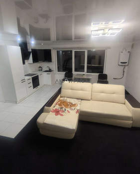 Дом 96м&sup2;, 2-этажный, участок 6 сот.  