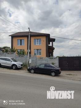 Дом 265м², 3-этажный, участок 3 сот.  