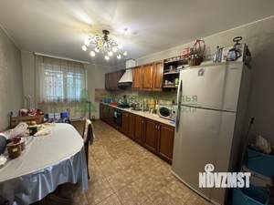 Дом 244м², 2-этажный, участок 8 сот.  