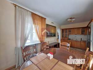 Дом 180м², 2-этажный, участок 8 сот.  