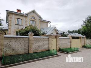 Коттедж 345м², 2-этажный, участок 3 сот.  