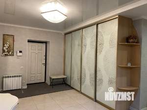 Коттедж 290м&sup2;, 2-этажный, участок 11 сот.  