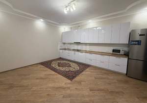 Дом 180м&sup2;, 1-этажный, участок 10 сот.  