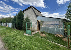 Дом 30м&sup2;, 2-этажный, участок 6 сот.  