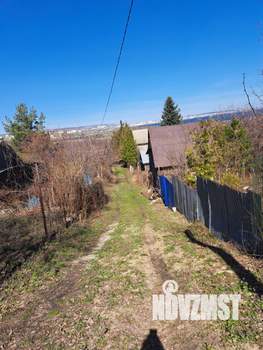 Дом 15м&sup2;, 2-этажный, участок 15 сот.  