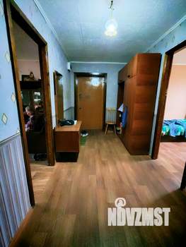 Дом 100м&sup2;, 2-этажный, участок 6 сот.  