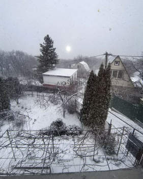 Дом 69м&sup2;, 3-этажный, участок 3 сот.  