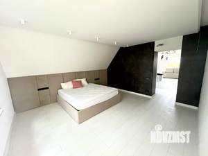 Коттедж 291м², 3-этажный, участок 11 сот.  