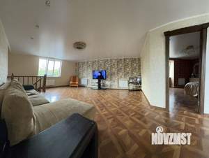 Дом 162м&sup2;, 2-этажный, участок 4 сот.  