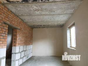 Коттедж 174м², 2-этажный, участок 5 сот.  
