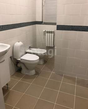 Дом 210м², 3-этажный, участок 3 сот.  