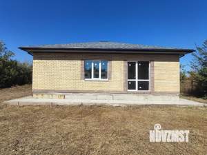 Дом 100м&sup2;, 1-этажный, участок 8 сот.  