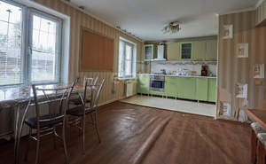 Дом 300м&sup2;, 2-этажный, участок 15 сот.  