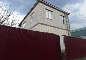 Дом 80м&sup2;, 2-этажный, участок 5 сот.  