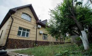 Дом 700м², 2-этажный, участок 12 сот.  