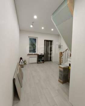 Дом 140м², 2-этажный, участок 10 сот.  