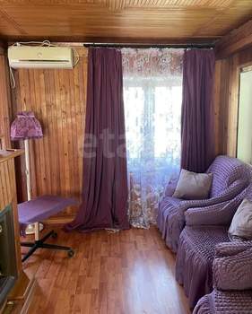 Дом 60м², 2-этажный, участок 6 сот.  