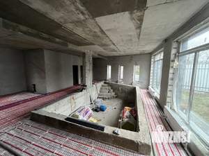 Коттедж 250м&sup2;, 1-этажный, участок 7 сот.  