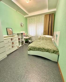 Дом 105м&sup2;, 2-этажный, участок 3 сот.  