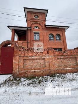 Дом 660м&sup2;, 3-этажный, участок 6 сот.  