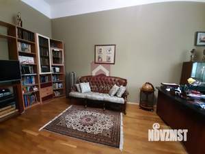 Дом 356м&sup2;, 2-этажный, участок 11 сот.  