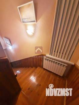 Дом 180м², 2-этажный, участок 8 сот.  