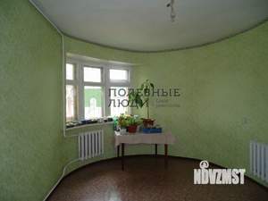 Коттедж 195м², 2-этажный, участок 10 сот.  