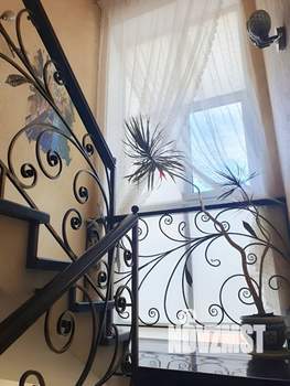 Коттедж 174м², 2-этажный, участок 9 сот.  