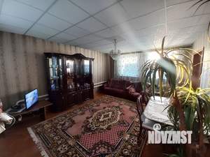 Дом 203м&sup2;, 2-этажный, участок 5 сот.  