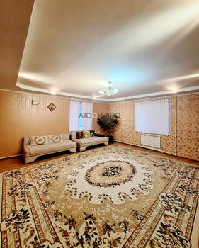 Дом 431м&sup2;, 2-этажный, участок 10 сот.  