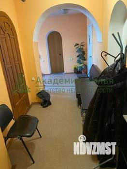 Дом 280м², 2-этажный, участок 1 сот.  