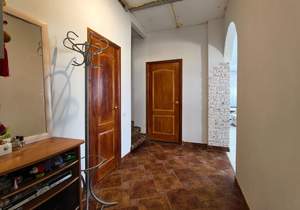 Дом 170м², 2-этажный, участок 9 сот.  