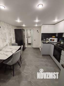 Дом 82м&sup2;, 2-этажный, участок 6 сот.  