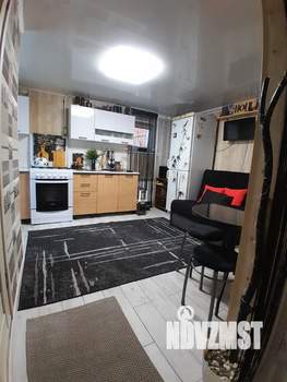 Дом 65м&sup2;, 2-этажный, участок 3 сот.  