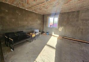 Дом 176м&sup2;, 2-этажный, участок 6 сот.  