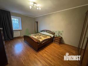 Дом 244м², 2-этажный, участок 8 сот.  