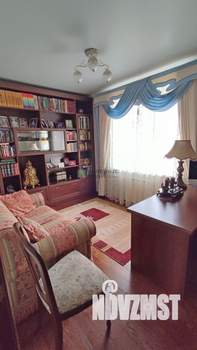 Коттедж 281м², 2-этажный, участок 11 сот.  
