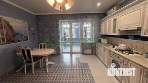 Дом 174м&sup2;, 2-этажный, участок 9 сот.  