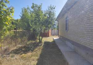 Дом 100м&sup2;, 1-этажный, участок 8 сот.  